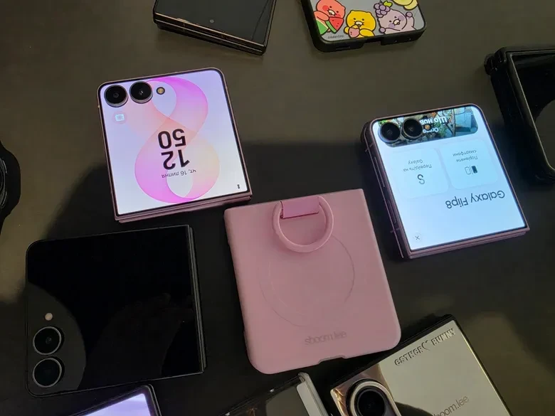 Samsung представила Galaxy Flip 8 із найбільшим зовнішнім екраном у серії