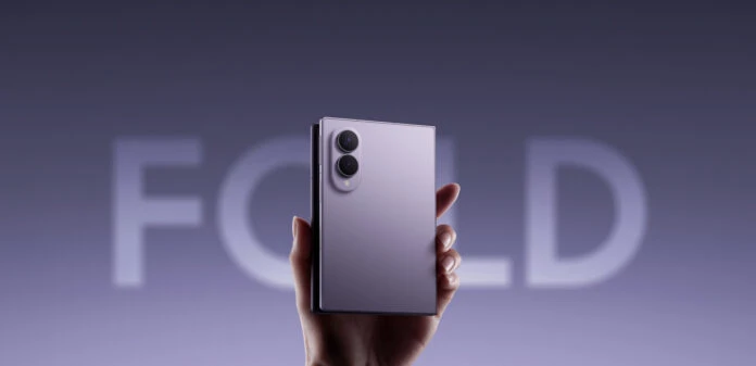 В Україні представлений складний Samsung Galaxy Fold8